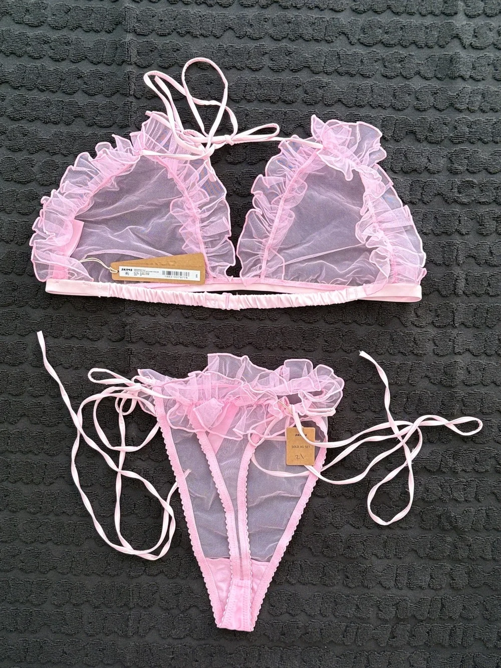 SKIMS Embroidered Tulle Triangle Bralette & Tie Side Thong Set | Bubble Gum | 2X